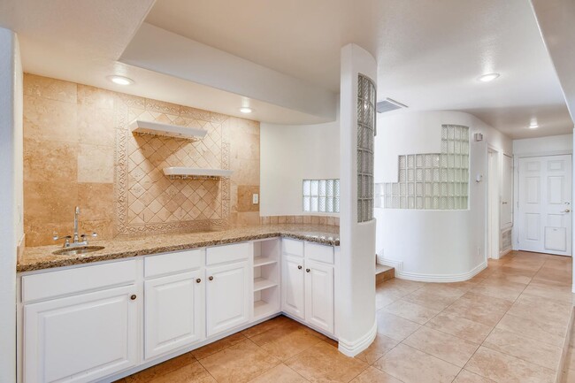 8600 Kiel Ridge Cir in Las Vegas, NV - Building Photo - Building Photo