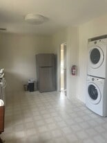 61 Heights Rd, Unit Second Floor in Midland Park, NJ - Building Photo