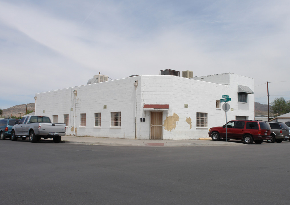 3425 Frutas Ave in El Paso, TX - Building Photo