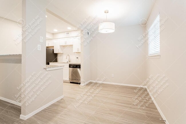3138 Manor Rd in Austin, TX - Building Photo - Building Photo