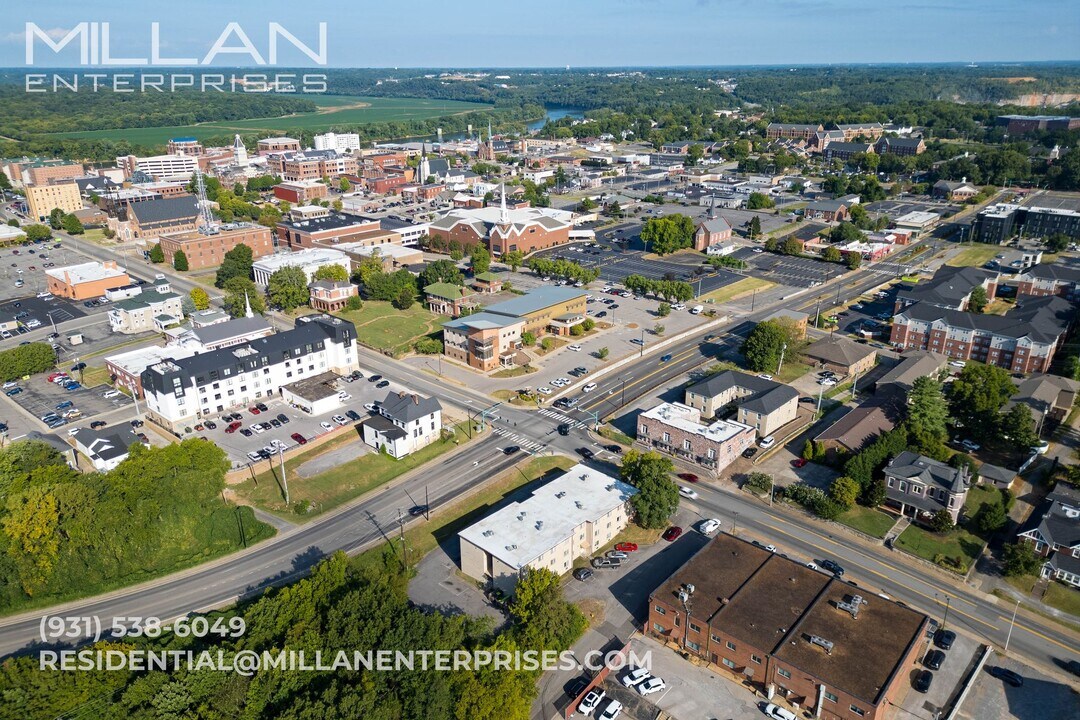 612 Madison Street in Clarksville, TN - Building Photo