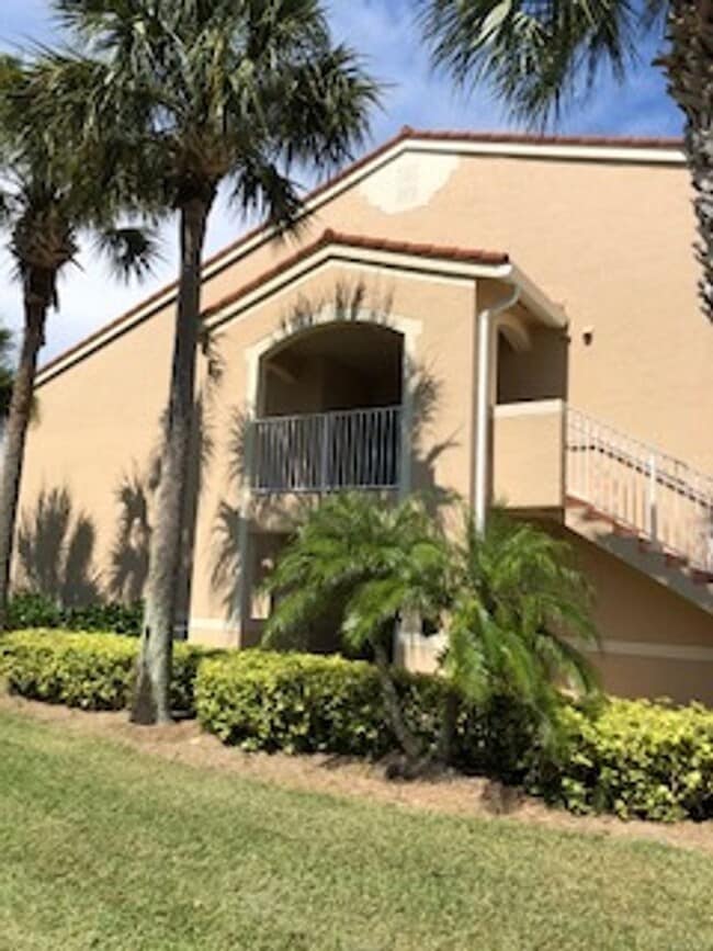 1550 S 42ND Cir in Vero Beach, FL - Building Photo - Building Photo