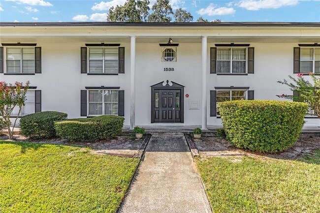 property at 1538 SE 25th St