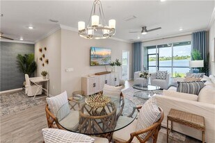 11781 Venetian Lagoon Dr in Ft. Myers, FL - Building Photo