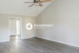 4454 Westbury Dr in Memphis, TN - Building Photo - Building Photo
