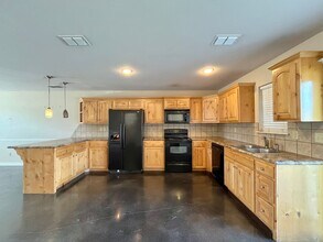 302 Princess Place in Tyler, TX - Building Photo - Building Photo