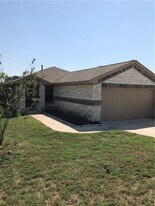 12001 Broten St in Austin, TX - Building Photo