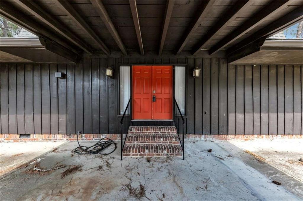3215 Redona Dr in College Park, GA - Building Photo