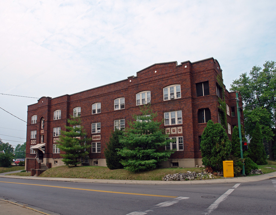 217 East St in Springfield, OH - Building Photo