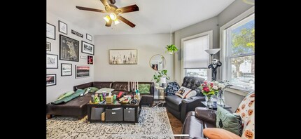 3569 W Cortland St in Chicago, IL - Building Photo - Building Photo