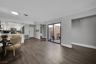 3959 Salisbury Pl in Las Vegas, NV - Building Photo - Building Photo