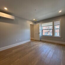 435 Market St, Unit 301 in Boston, MA - Building Photo - Building Photo