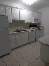 LeMans Apartments of Lakeland in Lakeland, FL - Building Photo - Building Photo