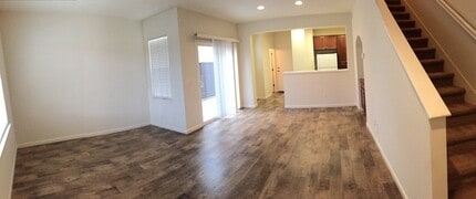 Meridian at Eastgate in Ceres, CA - Foto de edificio - Building Photo