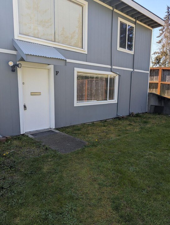 2909 E Hwy 101 in Port Angeles, WA - Building Photo