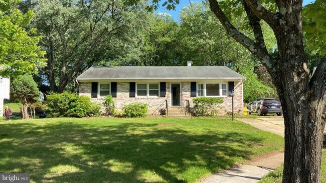 property at 511 Lisa Ave