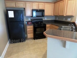 121 Hatleyberry St in Oak Ridge, TN - Building Photo - Building Photo