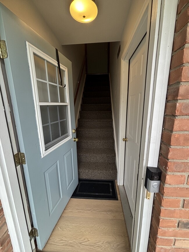 101 Serif Ln, Unit 101 in Schenectady, NY - Foto de edificio - Building Photo