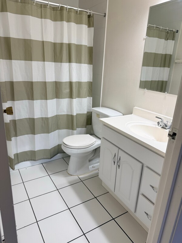 1007 N Marshall St, Unit 303 in Milwaukee, WI - Foto de edificio - Building Photo