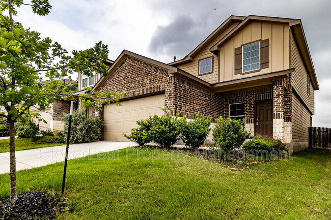 4242 Busbee Fields in Saint Hedwig, TX - Building Photo - Building Photo