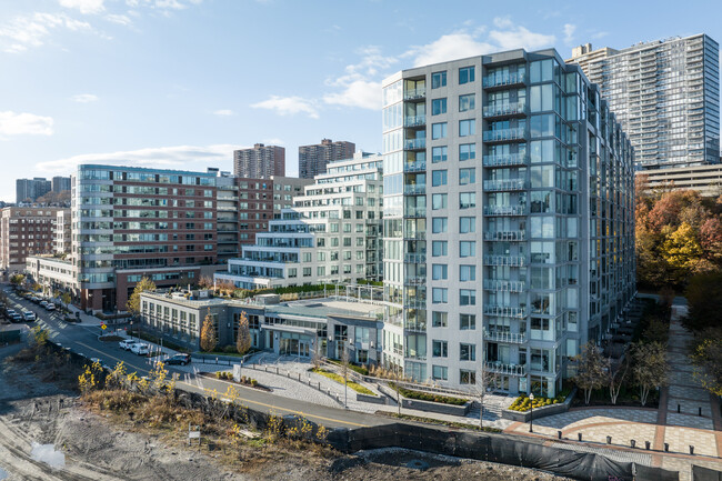 Nine On The Hudson in West New York, NJ - Building Photo - Building Photo