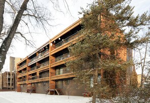 10308 119th St NW in Edmonton, AB - Building Photo