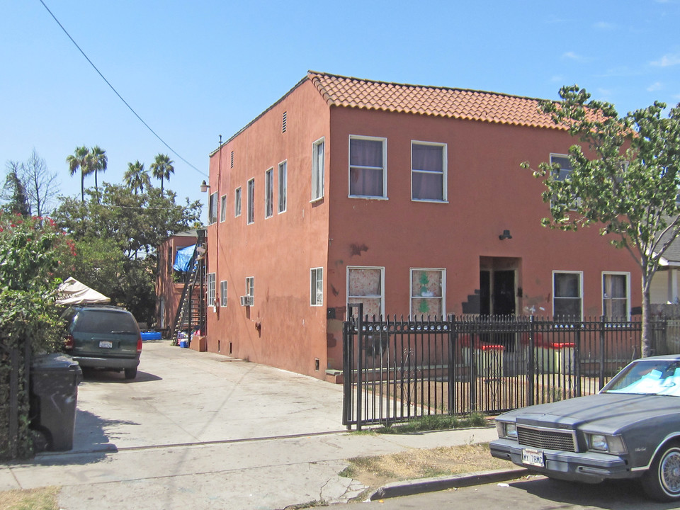 1528 E 33rd St in Los Angeles, CA - Building Photo