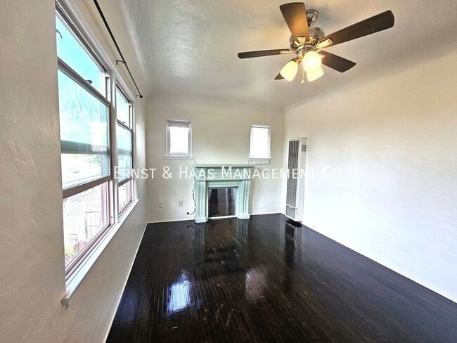 332 Hermosa Ave in Long Beach, CA - Building Photo - Building Photo