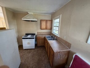 148 E Herndon St in Shreveport, LA - Building Photo - Building Photo