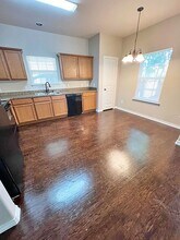 817 W Lamar St in Sherman, TX - Foto de edificio - Building Photo