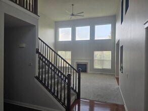 3296 Wind Dr in Lewis Center, OH - Building Photo - Building Photo