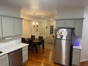 2580 E Neely Pl in Fayetteville, AR - Foto de edificio - Building Photo