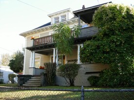 546 SE 14th Ave