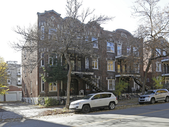 3412 Fullum in Montréal, QC - Building Photo - Primary Photo