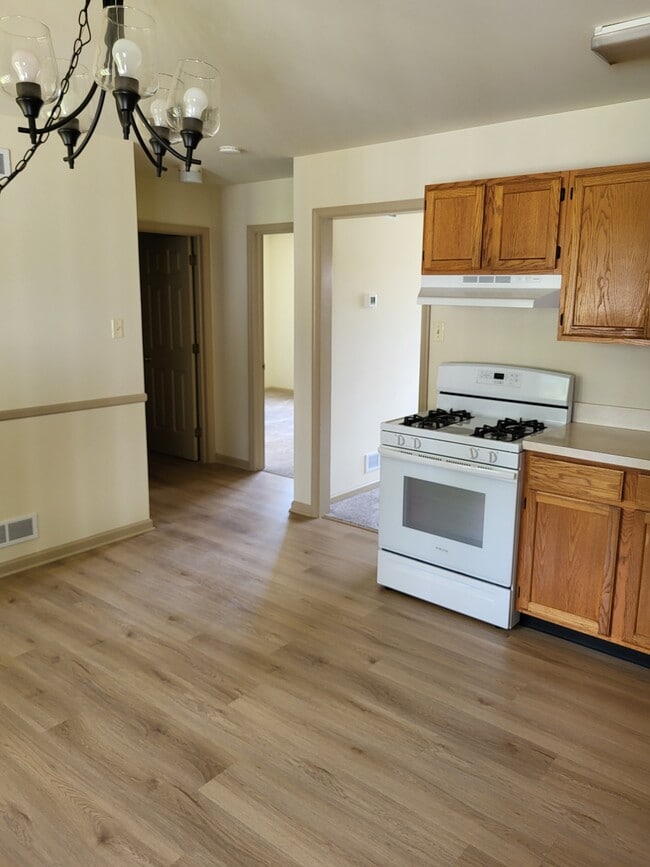 411 E Montgomery Ave, Unit Unit #3 in North Wales, PA - Building Photo - Building Photo