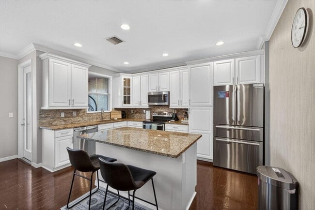 4543 Mediterranean Cir