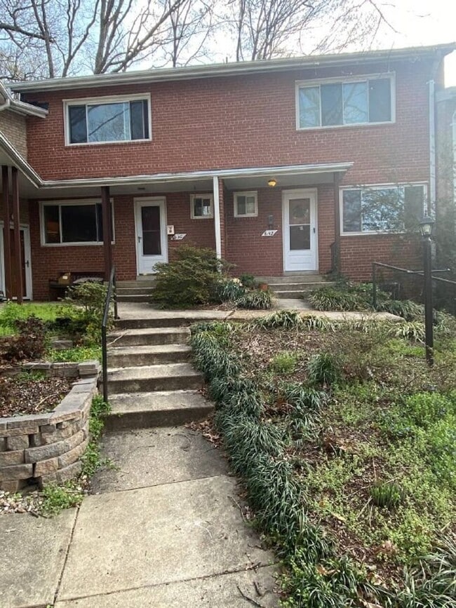 642 Kennebec Ave in Takoma Park, MD - Building Photo - Building Photo