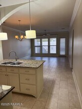 102 Chipshot Dr in Broussard, LA - Building Photo - Building Photo