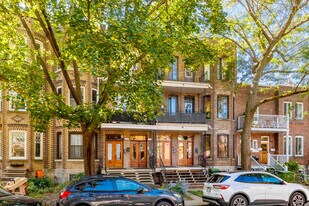 2302 De Melrose Av in Montréal, QC - Building Photo