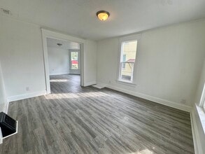 619 13th Ave in Rock Island, IL - Foto de edificio - Building Photo