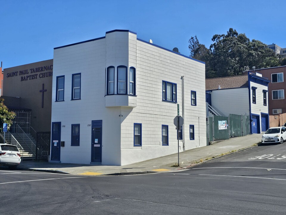 1795 Oakdale Ave, Unit 1795 in San Francisco, CA - Foto de edificio