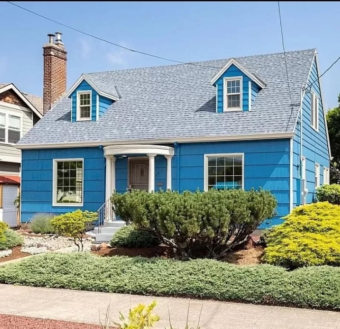 6613 N Amherst St in Portland, OR - Foto de edificio