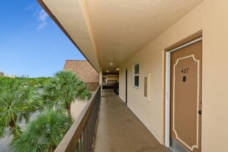 6000 NW 2nd Ave in Boca Raton, FL - Building Photo - Building Photo