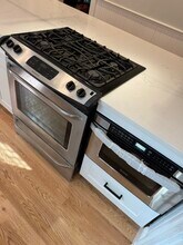 57 Hawthorne St, Unit 2 in Somerville, MA - Building Photo - Building Photo