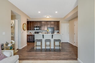 Walden Lakes....NOW LEASING!!!!