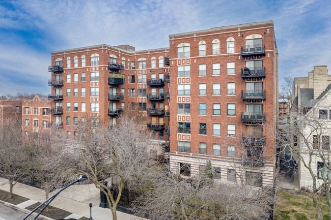 Drexel Condominiums in Chicago, IL - Foto de edificio - Building Photo