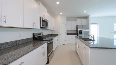 10069 Branching Ship Trce in Zephyrhills, FL - Building Photo - Building Photo