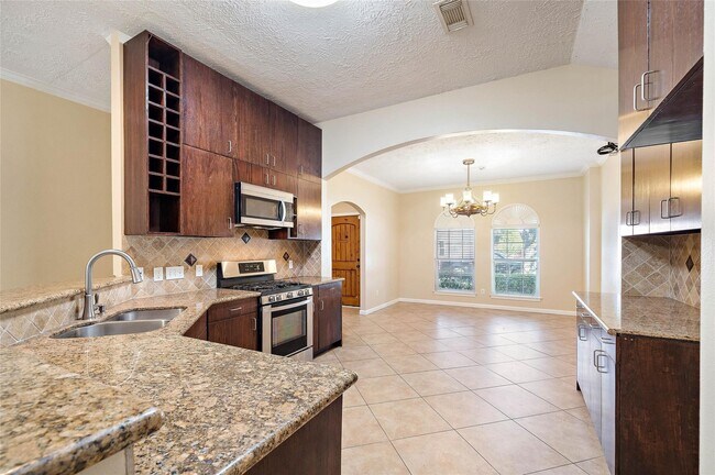 7902 Soto Cir in Houston, TX - Building Photo - Building Photo