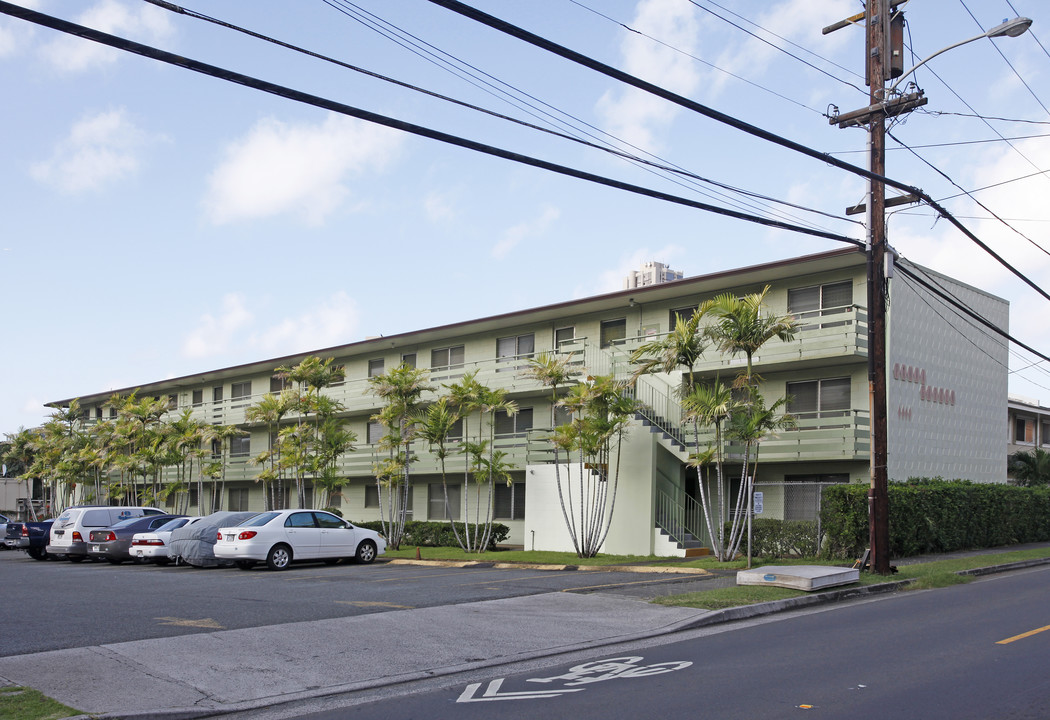 Pawaa Gardens in Honolulu, HI - Building Photo