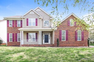 6926 Sweetfield Dr in Huntersville, NC - Building Photo